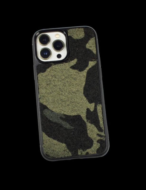 Чохол для iPhone мультикам