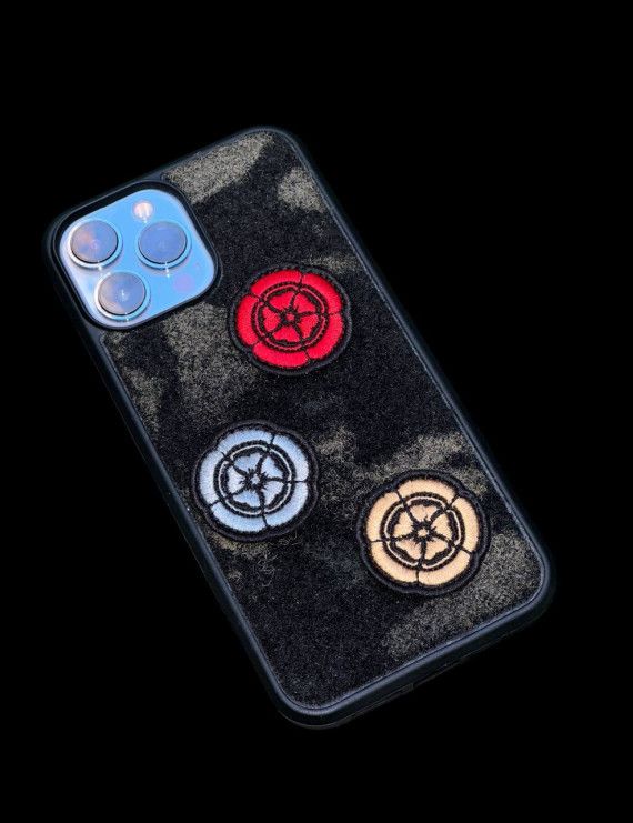 Чохол для iPhone чорний мультикам
