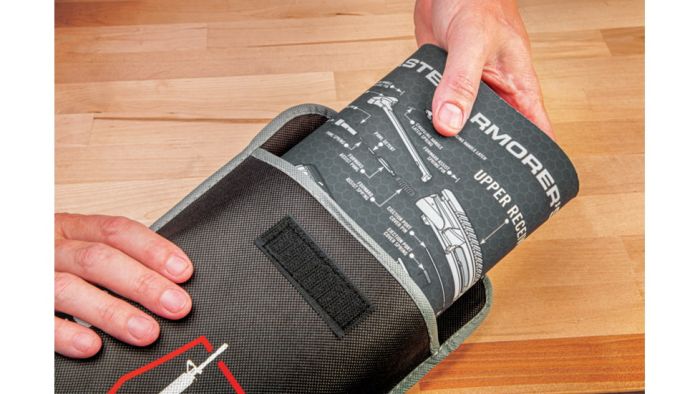 Килимок настільний Real Avid AR-15 Master Armorer’s Mat (в кейсі) AVMAM-AR