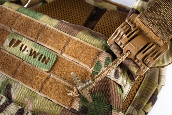 Бронежилет 5 класу захисту U-Win Pro зі швидким скиданням, 2 керамічні плити, камербанди під балістичні пакети Cordura 1000 Multicam