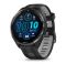 Годинник Garmin Forerunner 965 з сірим титановим безелем, чорним корпусом та чорним/сірим силіконовим ремінцем