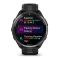 Годинник Garmin Forerunner 965 з сірим титановим безелем, чорним корпусом та чорним/сірим силіконовим ремінцем