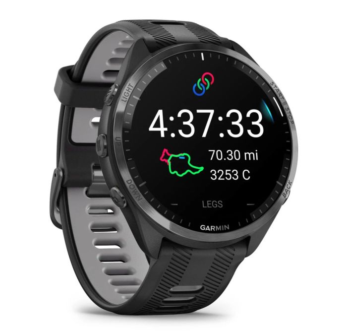 Годинник Garmin Forerunner 965 з сірим титановим безелем, чорним корпусом та чорним/сірим силіконовим ремінцем