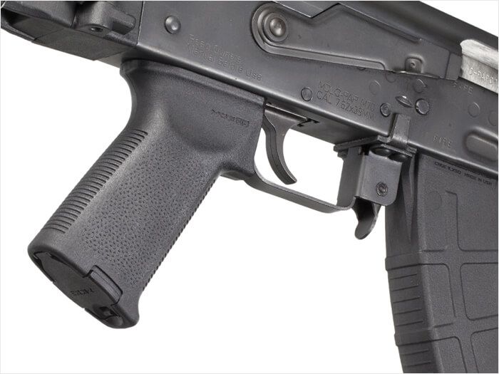 Руків'я пістолетне Magpul MOE AK GRIP для AK47/AK74 MAG523