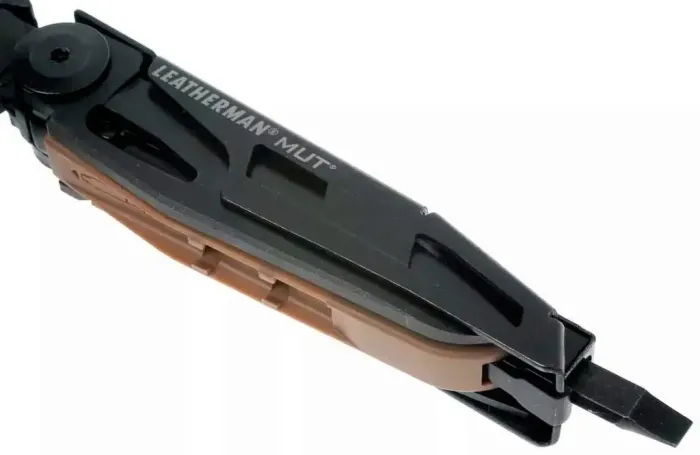 Мультитул Leatherman MUT EOD чохол Molle 833119