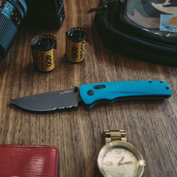 Ніж складаний SOG Flash AT Serrated Civic Cyan