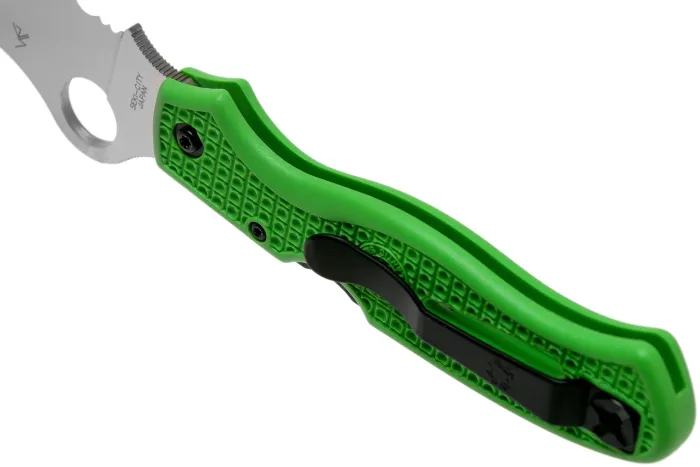 Ніж складаний Spyderco Atlantic Salt LC200N Green Serrated C89FSGR