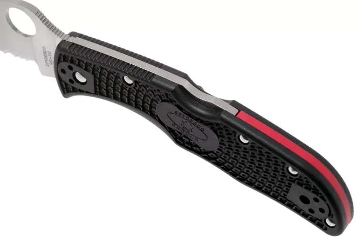 Ніж складаний Spyderco Endela Thin Red Line напівсерейтор C243FPSBKRD