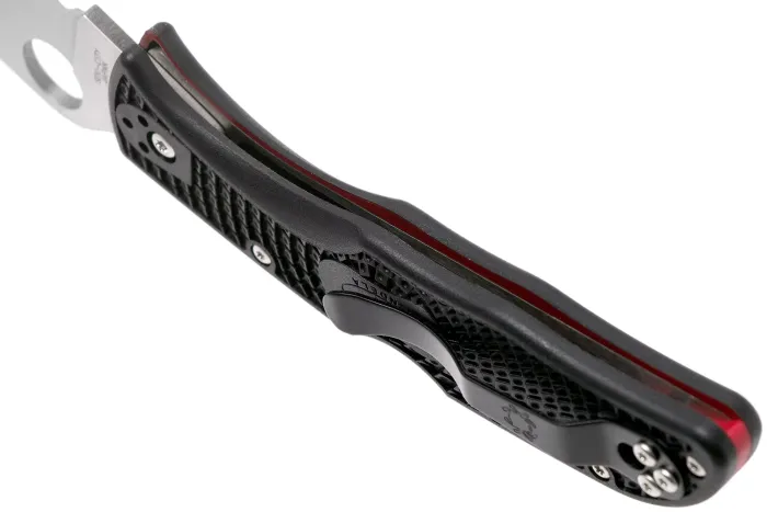 Ніж складаний Spyderco Endela Thin Red Line напівсерейтор C243FPSBKRD