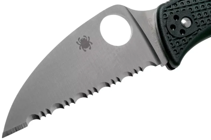 Ніж складаний Spyderco Leafjumper Lightweight Serrated VG-10 Black FRN C254SBK