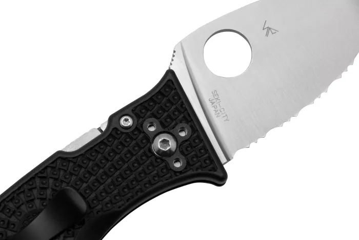 Ніж складаний Spyderco Lil Temperance 3 Lightweight Serrated C69SBK3