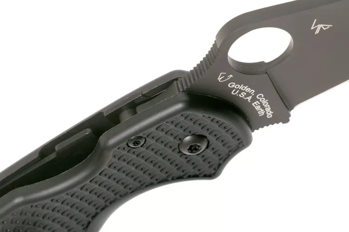 Ніж складаний Spyderco Para 3 CTS-BD1N Black Blade FRN C223PBBK