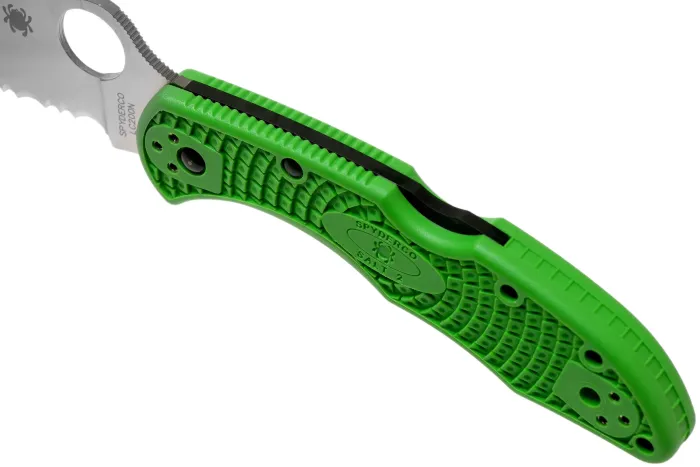 Ніж складаний Spyderco Salt 2 Serrated LC200N Green C88FSGR2