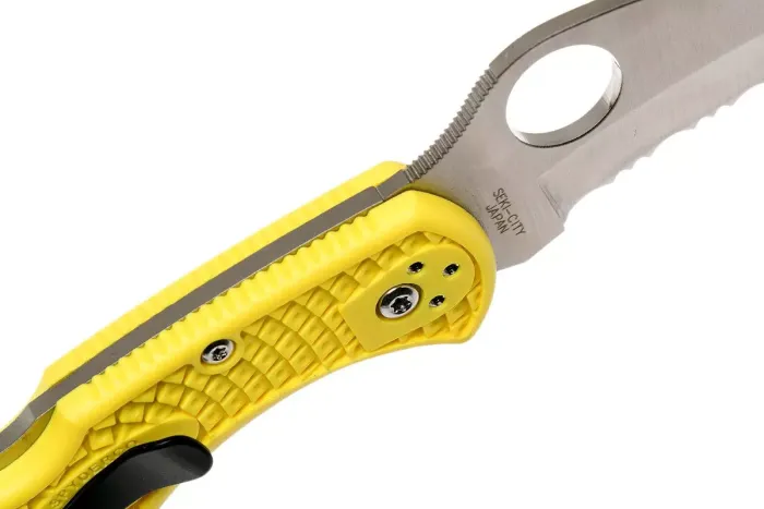 Ніж складаний Spyderco Tasman Salt 2 Serrated Yellow C106SYL2