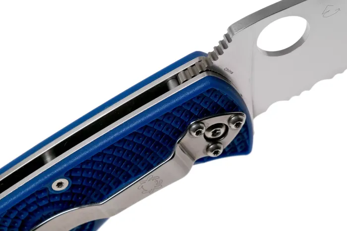 Ніж складаний Spyderco Tenacious S35VN Half Serrated C122PSBL