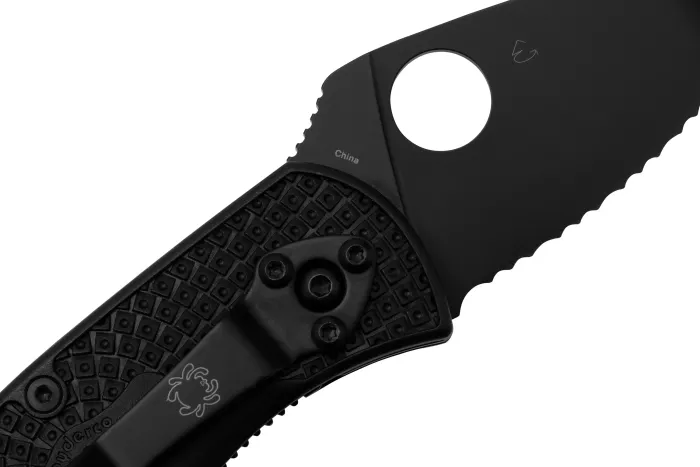Ніж Spyderco Ambitious Lightweight Black Serrated C148SBBK