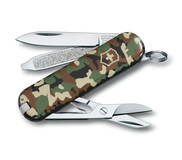 Ніж Victorinox Classic SD 0.6223.94 Camouflage