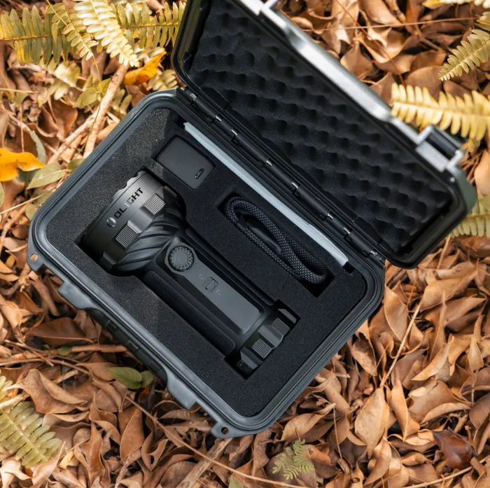 Пошуковий ліхтар Olight Marauder 3 25000 lm, 1050 м, Power Bank 31900 mAh (Matte Black)