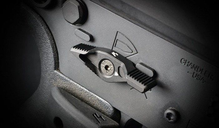 Селекторний перемикач вогню двосторонній Strike Industries Black AR-S-SS-BK