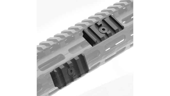 Планка Leapers UTG PRO M-LOK 4-Slot Picatinny Black MTURS09S