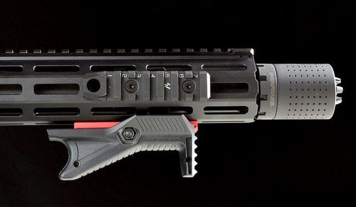 Планка Picatinny Strike Industries Link KeyMod & M-Lok Rail 7 слотів + ​​QD Red SI-LINK-RS-7-QD-RED