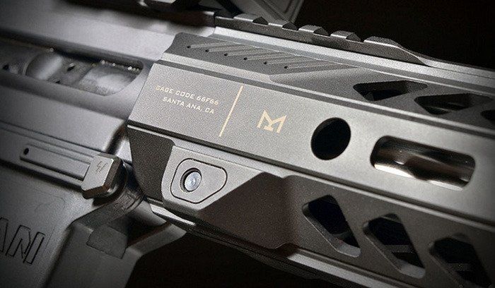 Цівка Strike Industries 15.5" M-LOK Black SI-StrikeRail-155-BK