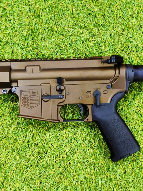 Комісійний нарізний карабін Diamondback DB15 BRONZE кал .223/5.56 16" (DB1717K071)
